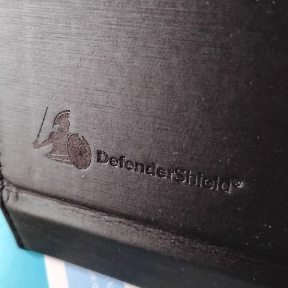 EMF Tablet / iPad Case - Picture 5 of 13